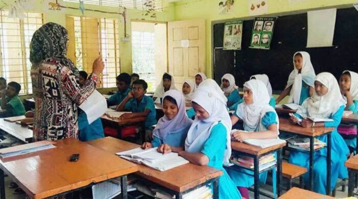 প্রাথমিকে ‘সহকারী শিক্ষক’ পদ বিলুপ্ত, বদলে যাচ্ছে আরও ৪ পদের নাম
